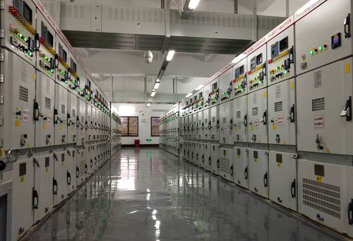貴州安順兩所屯220kV變電站
